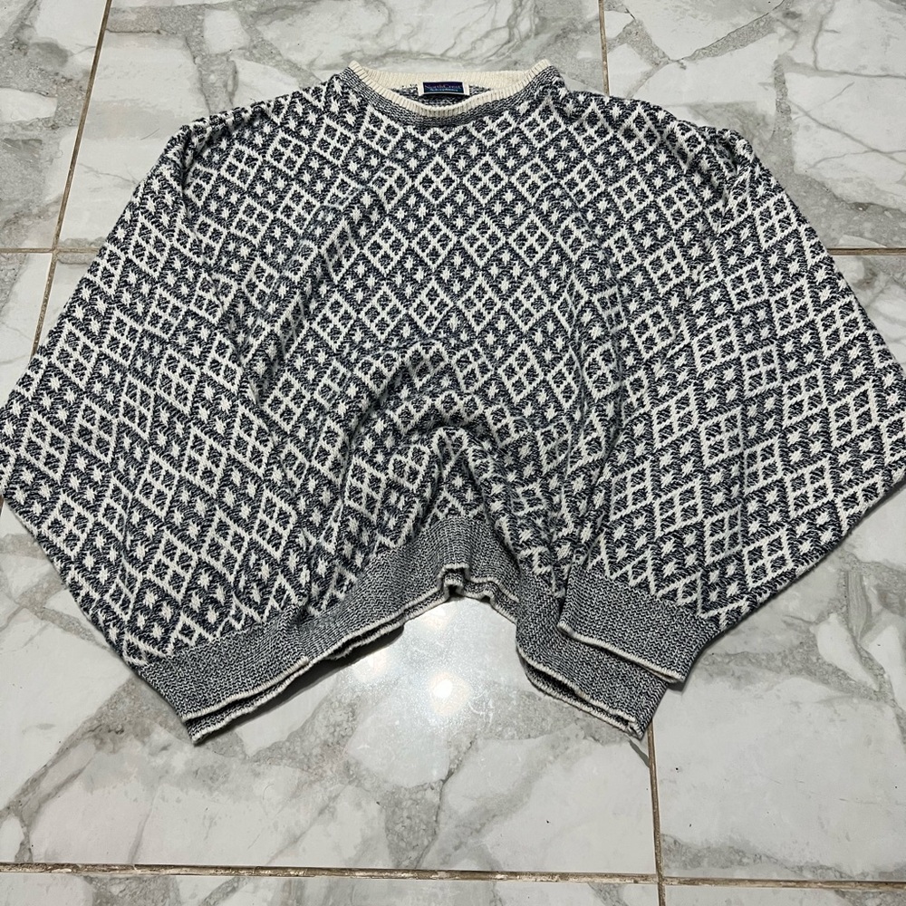 Northcrest Black and White Patterned Sweater